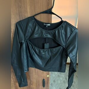Fashion Nova Black Long Sleeve Crop Top